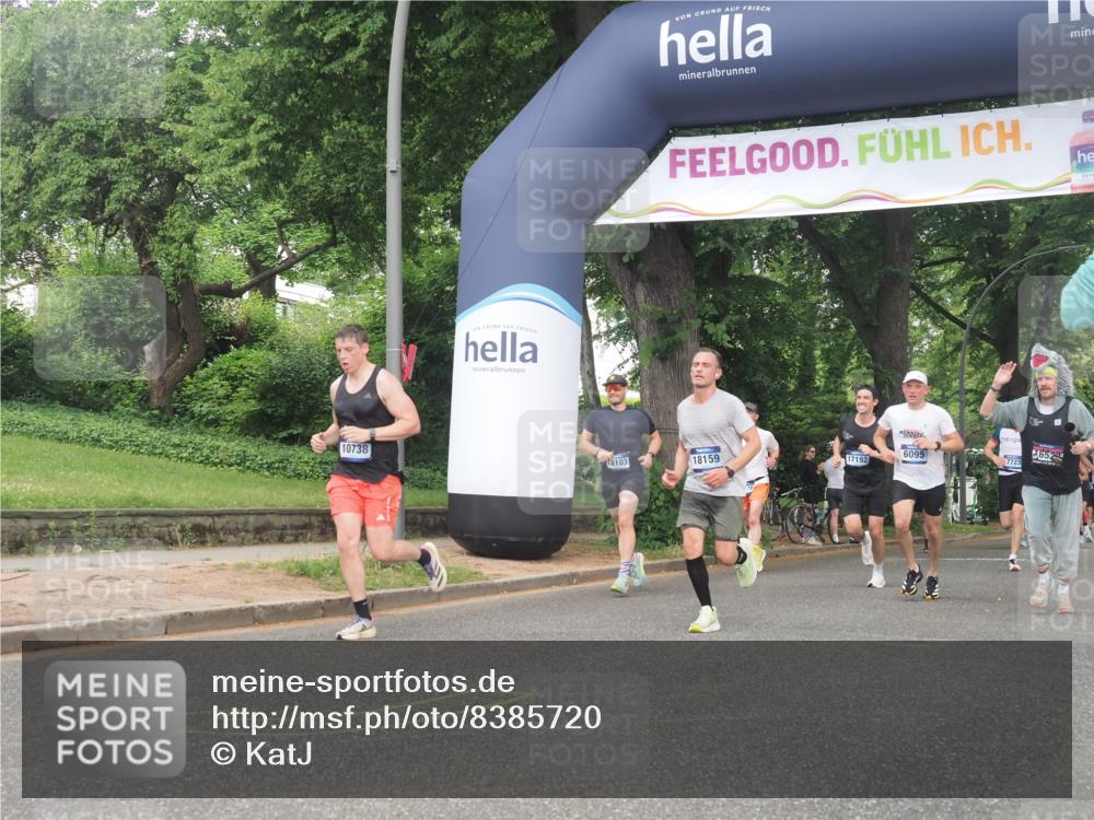 29.06.2025 - hella hamburg halbmarathon KatJ http://msf.ph/oto/8385720 29.06.2025 10:25:57 Zwischen KM18-KM19 6095 meine-sportfotos.de