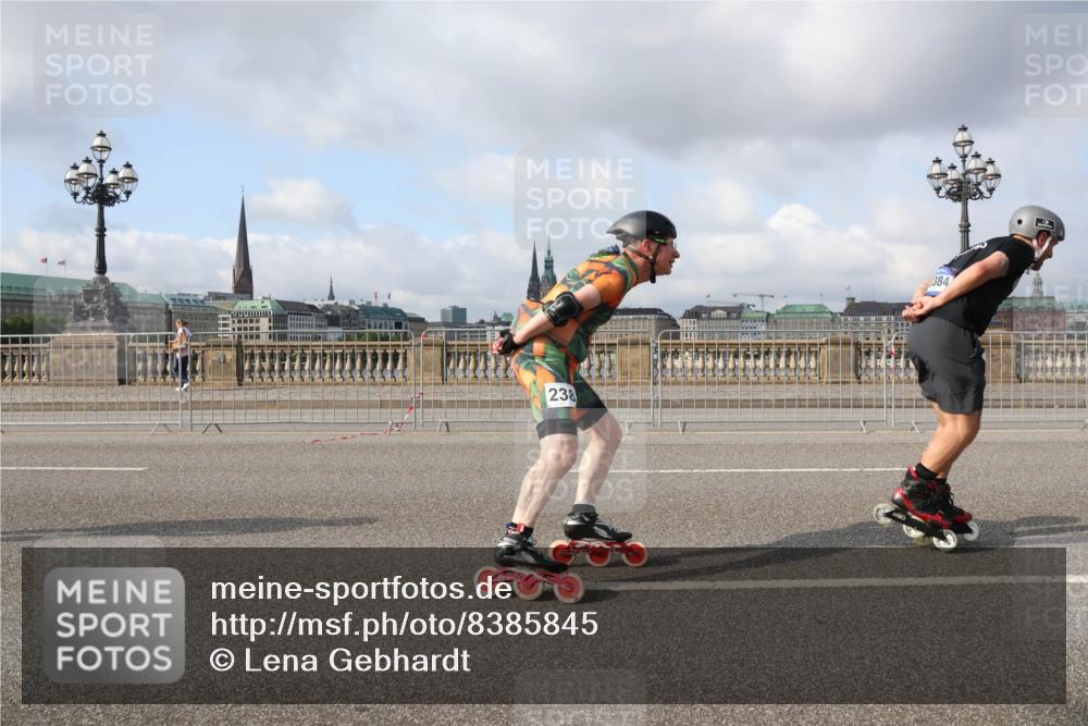 29.06.2025 - hella hamburg halbmarathon Lena Gebhardt http://msf.ph/oto/8385845 29.06.2025 08:52:54 Lombardsbrücke 238, 384 meine-sportfotos.de