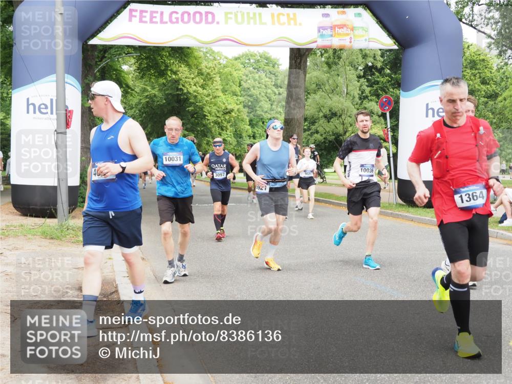 29.06.2025 - hella hamburg halbmarathon MichiJ http://msf.ph/oto/8386136 29.06.2025 10:47:32 Zwischen KM18-KM19 1364, 1420, 1653, 2391, 4068, 4592, 6487, 7759, 8191, 9006, 9020, 9611, 10031, 10036, 10534, 13459, 13488, 15673, 17951, 18000, 19117, 19146 meine-sportfotos.de