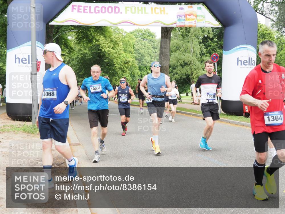 29.06.2025 - hella hamburg halbmarathon MichiJ http://msf.ph/oto/8386154 29.06.2025 10:47:33 Zwischen KM18-KM19 1364, 1420, 1653, 2391, 3097, 4068, 4592, 6487, 6921, 7759, 8191, 9006, 9020, 9021, 9611, 10031, 10036, 10534, 13459, 13488, 15673, 17951, 18000, 19117, 19146 meine-sportfotos.de