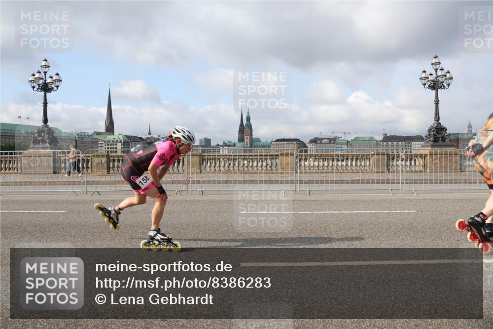 29.06.2025 - hella hamburg halbmarathon Lena Gebhardt http://msf.ph/oto/8386283 29.06.2025 08:52:54 Lombardsbrücke 158 meine-sportfotos.de