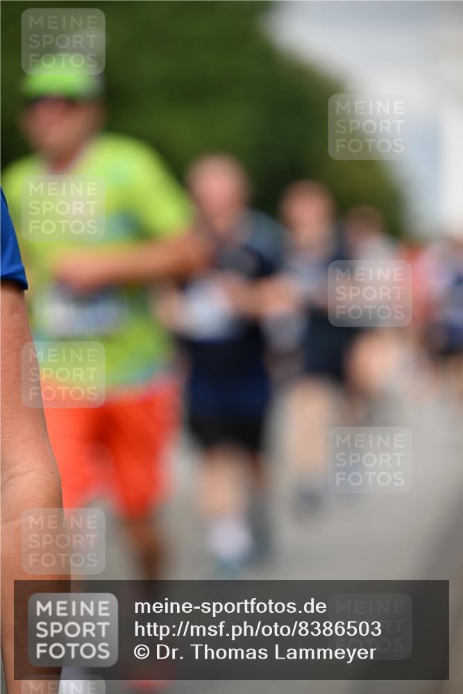 29.06.2025 - hella hamburg halbmarathon Dr. Thomas Lammeyer http://msf.ph/oto/8386503 29.06.2025 10:20:28 Kennedybrücke 1244, 1599, 2165, 2347, 2803, 2912, 3030, 3134, 3156, 3176, 3484, 3648, 3687, 4478, 4583, 4637, 5036, 6024, 6742, 6935, 7158, 7358, 7753, 7792, 8263, 8295, 8554, 8597, 8645, 8707, 8847, 8857, 9332, 9492, 9601, 9628, 9802, 9810, 9891, 10076, 10107, 10139, 10141, 10183, 10292, 10575, 10844, 11236, 11344, 11345, 11428 meine-sportfotos.de