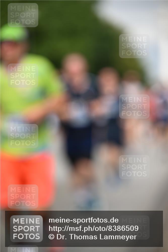 29.06.2025 - hella hamburg halbmarathon Dr. Thomas Lammeyer http://msf.ph/oto/8386509 29.06.2025 10:20:28 Kennedybrücke 1244, 1599, 2165, 2347, 2803, 2912, 3030, 3134, 3156, 3176, 3484, 3648, 3687, 4478, 4583, 4637, 5036, 6024, 6742, 6935, 7158, 7358, 7753, 7792, 8263, 8295, 8554, 8597, 8645, 8707, 8847, 8857, 9332, 9492, 9601, 9628, 9802, 9810, 9891, 10076, 10107, 10139, 10141, 10183, 10292, 10575, 10844, 11236, 11344, 11345, 11428 meine-sportfotos.de