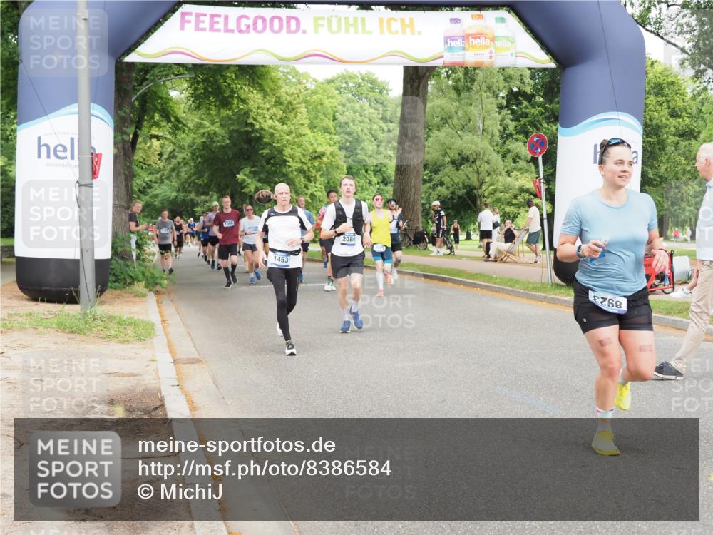 29.06.2025 - hella hamburg halbmarathon MichiJ http://msf.ph/oto/8386584 29.06.2025 10:47:39 Zwischen KM18-KM19 1006, 1453, 1653, 2011, 2086, 3097, 4068, 6921, 7033, 8923, 9020, 9021, 10031, 10036, 10943, 15525, 16439, 17860 meine-sportfotos.de