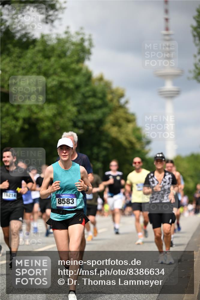 29.06.2025 - hella hamburg halbmarathon Dr. Thomas Lammeyer http://msf.ph/oto/8386634 29.06.2025 10:42:56 Kennedybrücke 1457, 1721, 2113, 2151, 2486, 2693, 2786, 3094, 3095, 3216, 3242, 3323, 3338, 3841, 3927, 4139, 4155, 4259, 4260, 5085, 5089, 5155, 5161, 5300, 6199, 6200, 6695, 6696, 6751, 7117, 7118, 7119, 7165, 7561, 7692, 7849, 7914, 8583, 8635, 8747, 9004, 9424, 9500, 9689, 9699, 10584 meine-sportfotos.de