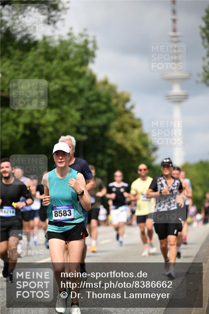 29.06.2025 - hella hamburg halbmarathon Dr. Thomas Lammeyer http://msf.ph/oto/8386662 29.06.2025 10:42:56 Kennedybrücke 1457, 1721, 2113, 2151, 2486, 2693, 2786, 3094, 3095, 3216, 3242, 3323, 3338, 3841, 3927, 4139, 4155, 4259, 4260, 5085, 5089, 5155, 5161, 5300, 6199, 6200, 6695, 6696, 6751, 7117, 7118, 7119, 7165, 7561, 7692, 7849, 7914, 8583, 8635, 8747, 9004, 9424, 9500, 9689, 9699, 10584 meine-sportfotos.de
