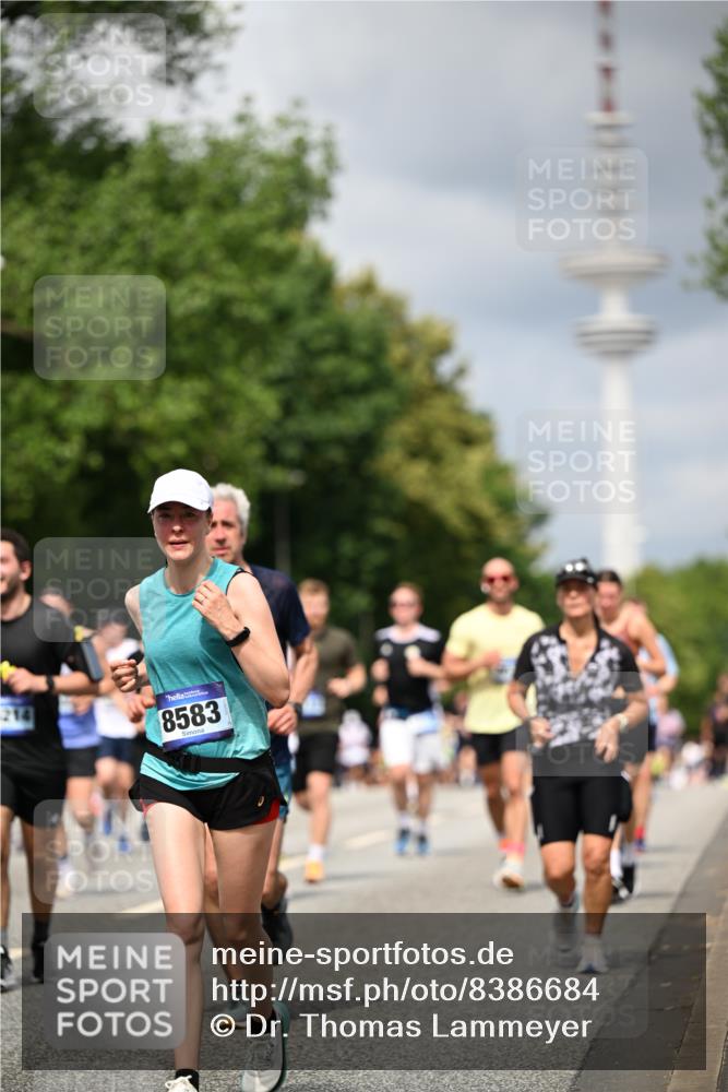29.06.2025 - hella hamburg halbmarathon Dr. Thomas Lammeyer http://msf.ph/oto/8386684 29.06.2025 10:42:56 Kennedybrücke 1457, 1721, 2113, 2151, 2486, 2693, 2786, 3094, 3095, 3216, 3242, 3323, 3338, 3841, 3927, 4139, 4155, 4259, 4260, 5085, 5089, 5155, 5161, 5300, 6199, 6200, 6695, 6696, 6751, 7117, 7118, 7119, 7165, 7561, 7692, 7849, 7914, 8583, 8635, 8747, 9004, 9424, 9500, 9689, 9699, 10584 meine-sportfotos.de
