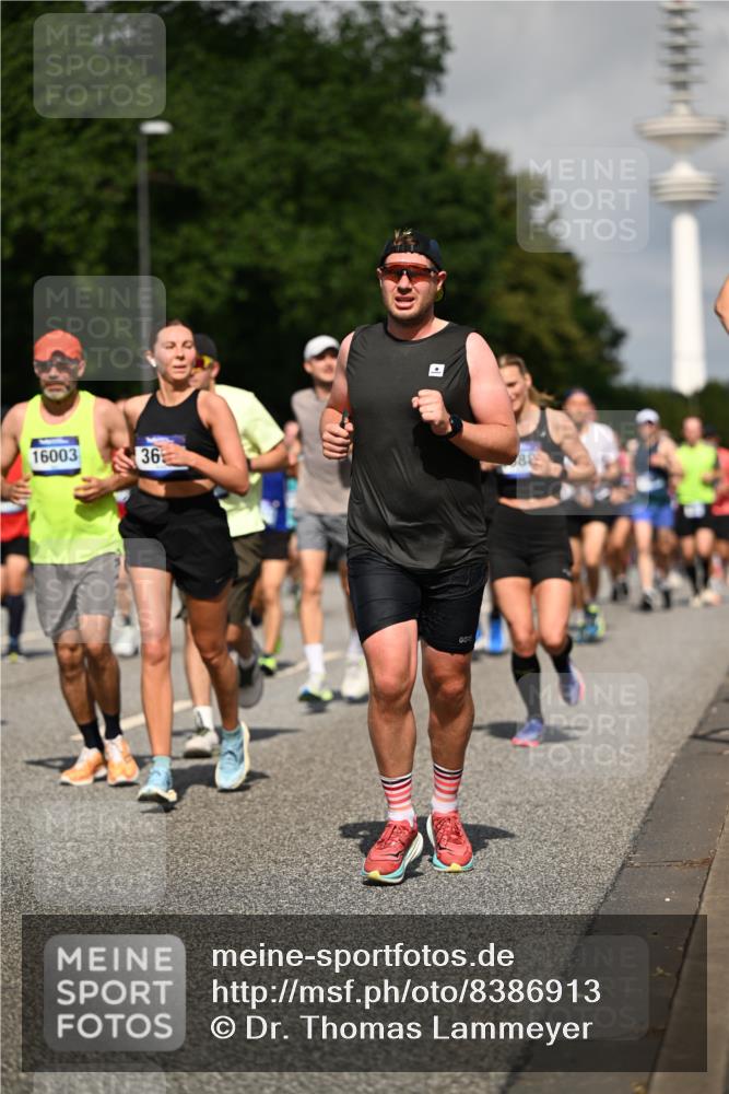 29.06.2025 - hella hamburg halbmarathon Dr. Thomas Lammeyer http://msf.ph/oto/8386913 29.06.2025 09:59:27 Kennedybrücke 1151, 1200, 1216, 1461, 1630, 1683, 1689, 1696, 1706, 2207, 2706, 3213, 3654, 3692, 3945, 4033, 4088, 4121, 4127, 4189, 4324, 4345, 4601, 4847, 4890, 4938, 5421, 5459, 6009, 6421, 6481, 6691, 6938, 7056, 7100, 7224, 7269, 7312, 7332, 7367, 7657, 8139, 8153, 8205, 8216, 8234, 8302, 8454, 8720, 8856, 8899, 8955, 8977, 9491, 9551, 9934, 9959, 10115, 10263, 10811, 11356 meine-sportfotos.de