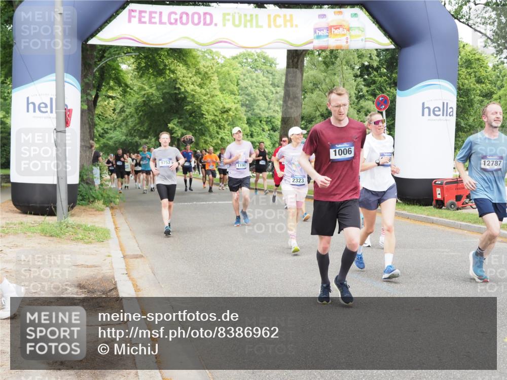 29.06.2025 - hella hamburg halbmarathon MichiJ http://msf.ph/oto/8386962 29.06.2025 10:47:44 Zwischen KM18-KM19 1006, 1190, 1414, 1453, 2011, 2086, 2322, 2323, 11782, 12787, 13086, 15901 meine-sportfotos.de