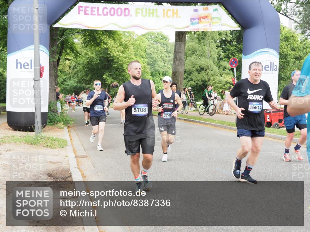 29.06.2025 - hella hamburg halbmarathon MichiJ http://msf.ph/oto/8387336 29.06.2025 10:47:55 Zwischen KM18-KM19 3740, 5602, 5603, 5708, 6580, 7006, 7757, 8154, 8421, 8422, 9932, 10797, 11465, 11515, 13516, 14605, 15897, 16614, 17045 meine-sportfotos.de