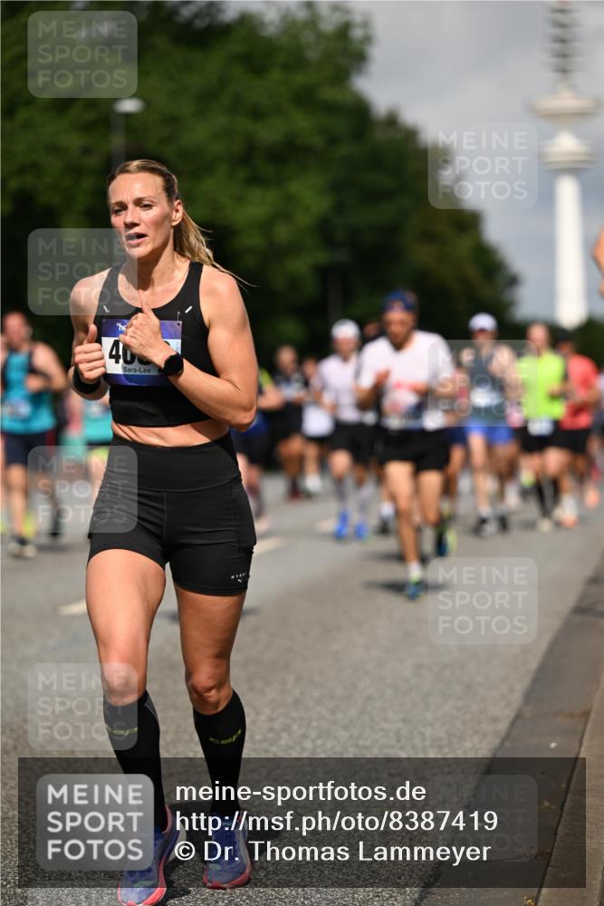 29.06.2025 - hella hamburg halbmarathon Dr. Thomas Lammeyer http://msf.ph/oto/8387419 29.06.2025 09:59:30 Kennedybrücke 1151, 1200, 1216, 1461, 1630, 1689, 1696, 1706, 2207, 3213, 3654, 3692, 3945, 4033, 4088, 4127, 4324, 4345, 4346, 4601, 4847, 4890, 4938, 5421, 5708, 6009, 6481, 6691, 6938, 6994, 7056, 7100, 7224, 7269, 7312, 7332, 7367, 7657, 8139, 8205, 8216, 8234, 8302, 8454, 8856, 8899, 8955, 8977, 9491, 9551, 9934, 10263, 10596, 10811, 11356 meine-sportfotos.de