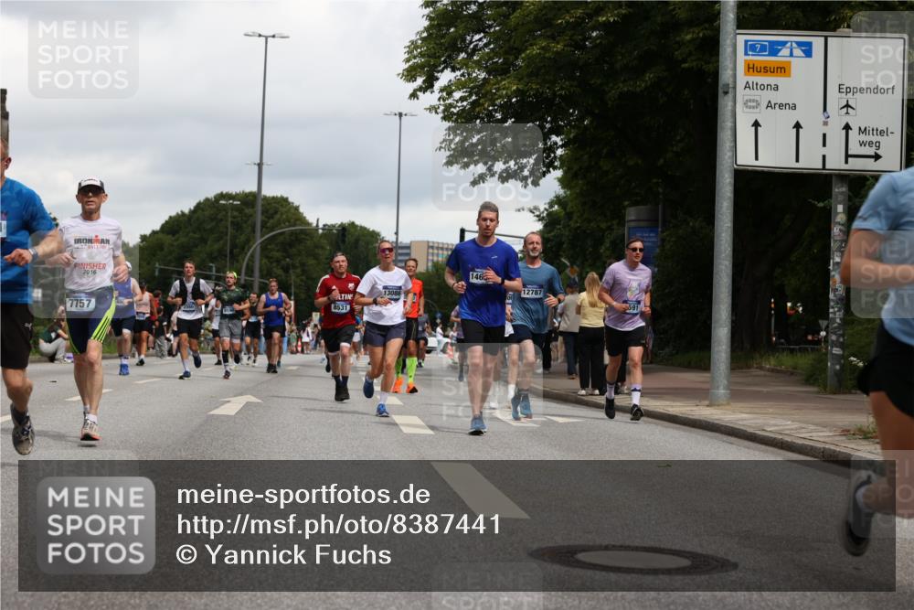 29.06.2025 - hella hamburg halbmarathon Yannick Fuchs http://msf.ph/oto/8387441 29.06.2025 10:55:33 20KM 2086, 2391, 2591, 3400, 4068, 5613, 5839, 5870, 6391, 7033, 7049, 7757, 8364, 8531, 8590, 9453, 9752, 9932, 10031, 10177, 10746, 10882, 11465, 11515, 12125, 12787, 13064, 13086, 13491, 13558, 13699, 14605, 14628, 15008, 15520, 15733, 16128, 16145, 16614, 17670 meine-sportfotos.de