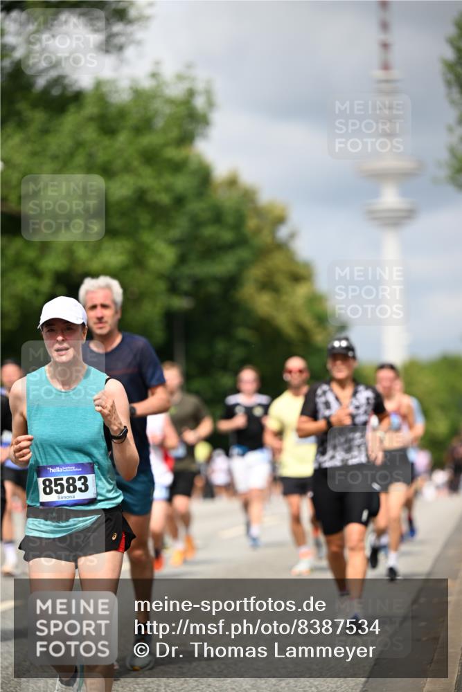 29.06.2025 - hella hamburg halbmarathon Dr. Thomas Lammeyer http://msf.ph/oto/8387534 29.06.2025 10:42:56 Kennedybrücke 1457, 1721, 2113, 2151, 2486, 2693, 2786, 3094, 3095, 3216, 3242, 3323, 3338, 3841, 3927, 4139, 4155, 4259, 4260, 5085, 5089, 5155, 5161, 5300, 6199, 6200, 6695, 6696, 6751, 7117, 7118, 7119, 7165, 7561, 7692, 7849, 7914, 8583, 8635, 8747, 9004, 9424, 9500, 9689, 9699, 10584 meine-sportfotos.de