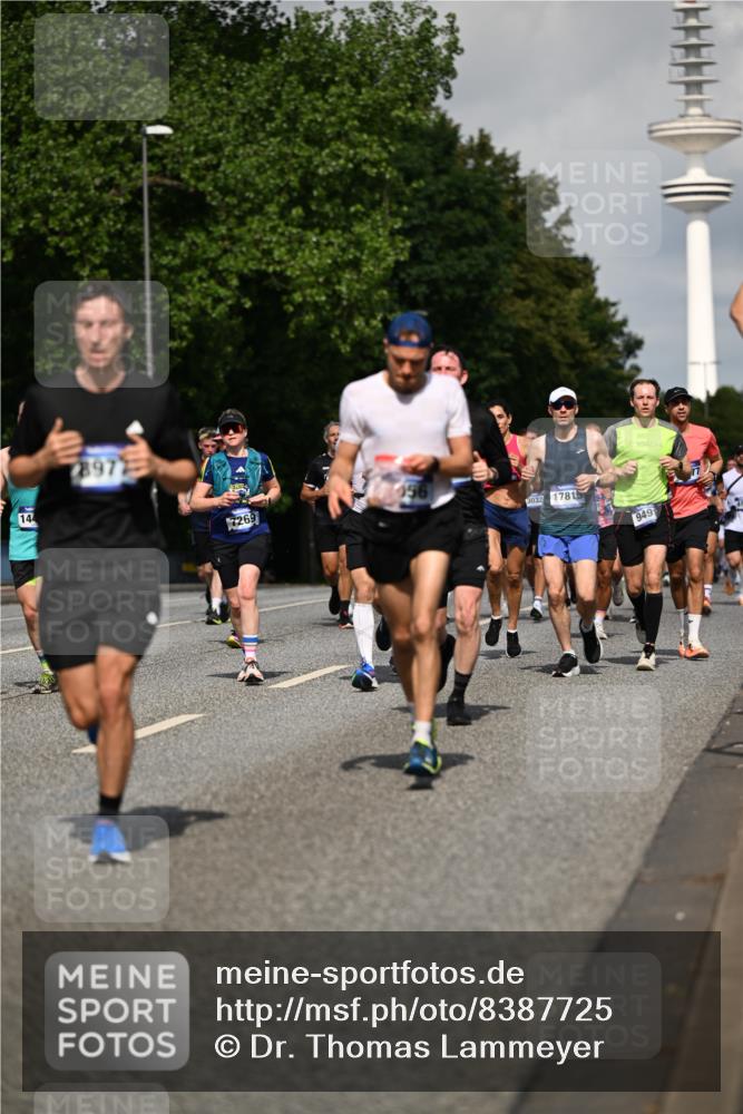 29.06.2025 - hella hamburg halbmarathon Dr. Thomas Lammeyer http://msf.ph/oto/8387725 29.06.2025 09:59:31 Kennedybrücke 1151, 1200, 1216, 1461, 1630, 1689, 1696, 1706, 2207, 3060, 3213, 3654, 3692, 3945, 4033, 4088, 4127, 4324, 4345, 4346, 4601, 4847, 4890, 4938, 5421, 5708, 6009, 6134, 6481, 6691, 6938, 6994, 7056, 7100, 7224, 7269, 7312, 7332, 7367, 7657, 8139, 8205, 8216, 8234, 8302, 8390, 8856, 8899, 8955, 8977, 9491, 9551, 9934, 10263, 10596, 10811, 11356 meine-sportfotos.de