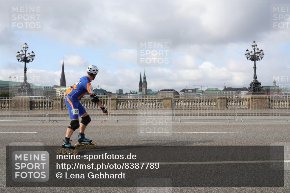 29.06.2025 - hella hamburg halbmarathon Lena Gebhardt http://msf.ph/oto/8387789 29.06.2025 08:53:01 Lombardsbrücke 57 meine-sportfotos.de