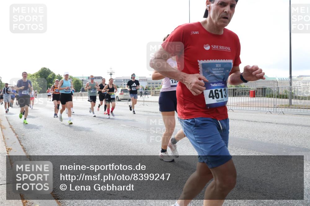 29.06.2025 - hella hamburg halbmarathon Lena Gebhardt http://msf.ph/oto/8399247 29.06.2025 10:03:06 Lombardsbrücke 18359, 18827, 1482, 2816, 12, 4613, 1135, 1138, 1414, 1450, 1482, 2594, 2619, 2780, 2782, 2810, 2819, 3225, 3572, 3630, 3919, 4204, 4511, 4613, 4665, 4904, 5734, 6208, 6217, 6453, 6752, 6815, 6997, 7210, 7211, 7290, 7706, 7888, 7935, 8364, 8481, 8483, 8614, 8624, 9006, 9439, 9453, 10128, 10295, 10539, 10824, 11250, 11515, 11556, 11935, 11968, 12169, 12177, 12211, 12212, 12422, 12843, 12908, 13036, 13474, 13664, 13732, 13857, 13874, 14224 meine-sportfotos.de