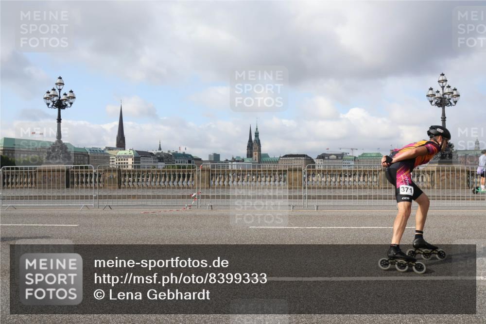 29.06.2025 - hella hamburg halbmarathon Lena Gebhardt http://msf.ph/oto/8399333 29.06.2025 08:53:10 Lombardsbrücke 371 meine-sportfotos.de