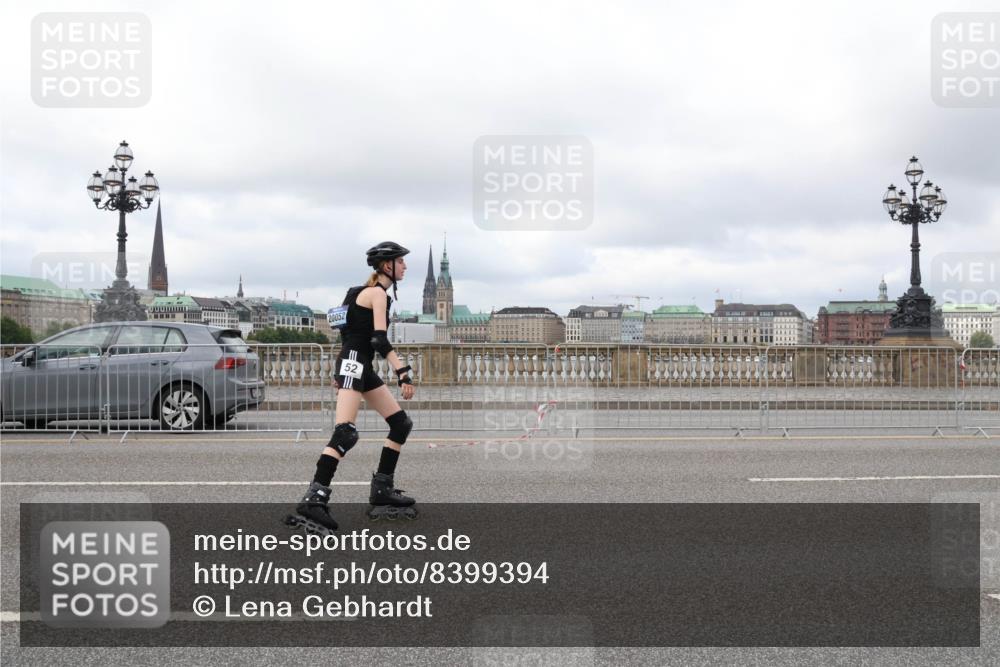 29.06.2025 - hella hamburg halbmarathon Lena Gebhardt http://msf.ph/oto/8399394 29.06.2025 09:18:10 Lombardsbrücke 20052, 52 meine-sportfotos.de