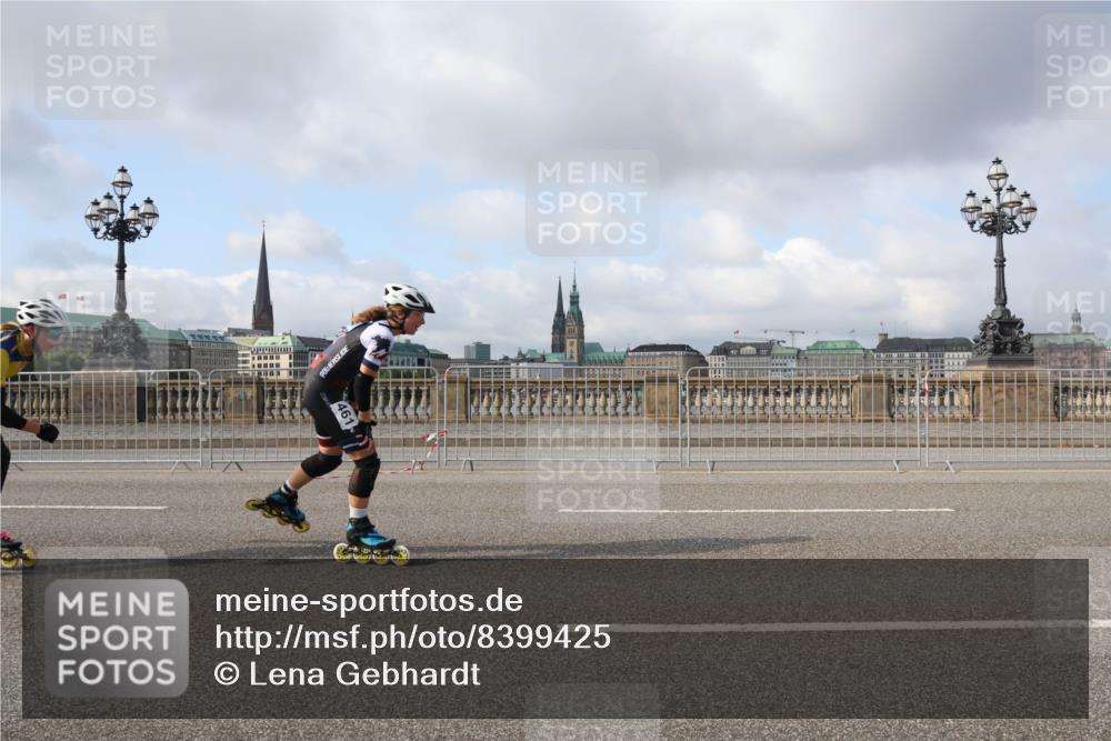29.06.2025 - hella hamburg halbmarathon Lena Gebhardt http://msf.ph/oto/8399425 29.06.2025 08:53:11 Lombardsbrücke 461 meine-sportfotos.de
