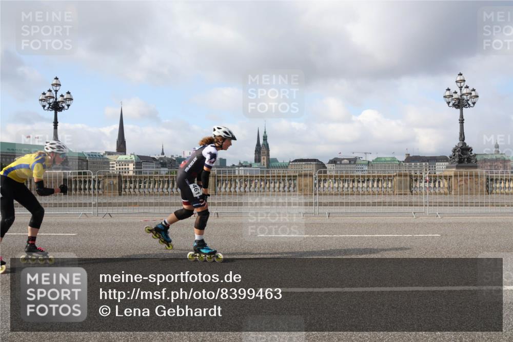29.06.2025 - hella hamburg halbmarathon Lena Gebhardt http://msf.ph/oto/8399463 29.06.2025 08:53:11 Lombardsbrücke 461 meine-sportfotos.de