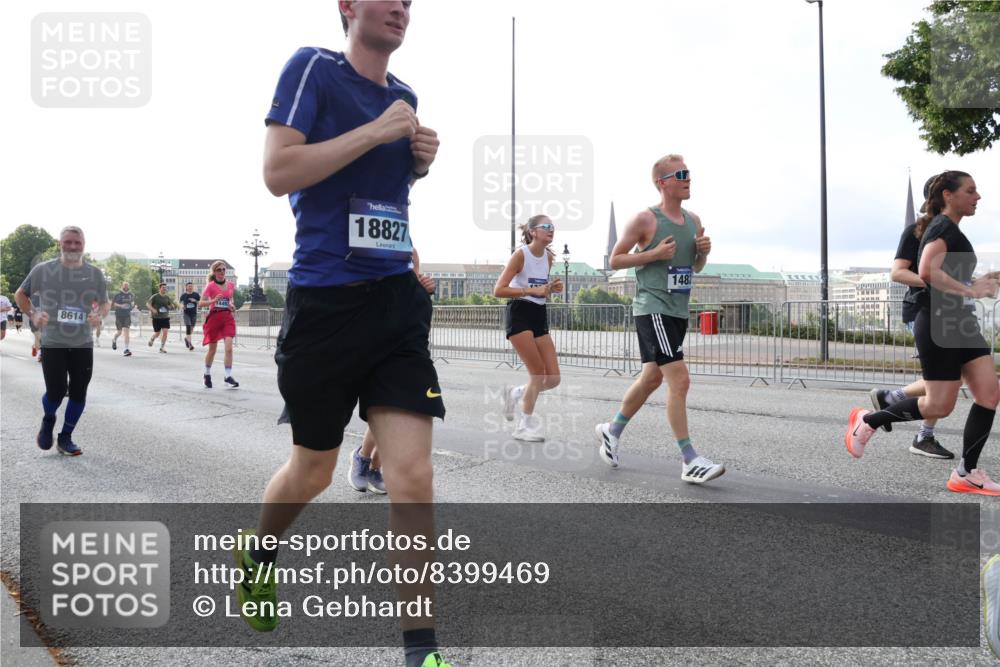 29.06.2025 - hella hamburg halbmarathon Lena Gebhardt http://msf.ph/oto/8399469 29.06.2025 10:03:09 Lombardsbrücke 8614, 14493, 18827, 1482, 1114, 1135, 1138, 1414, 1450, 1482, 1885, 2594, 2619, 2780, 2782, 2810, 3572, 3630, 3919, 4204, 4511, 4613, 4665, 4904, 5734, 6208, 6217, 6453, 6752, 6815, 6997, 7210, 7211, 7290, 7706, 7935, 8481, 8483, 8614, 8624, 9006, 9439, 9453, 10128, 10824, 11250, 11556, 11935, 11968, 12169, 12177, 12211, 12212, 12422, 12843, 12908, 13036, 13474, 13664, 13732, 13857, 13874, 13976, 14224, 15539, 18028 meine-sportfotos.de