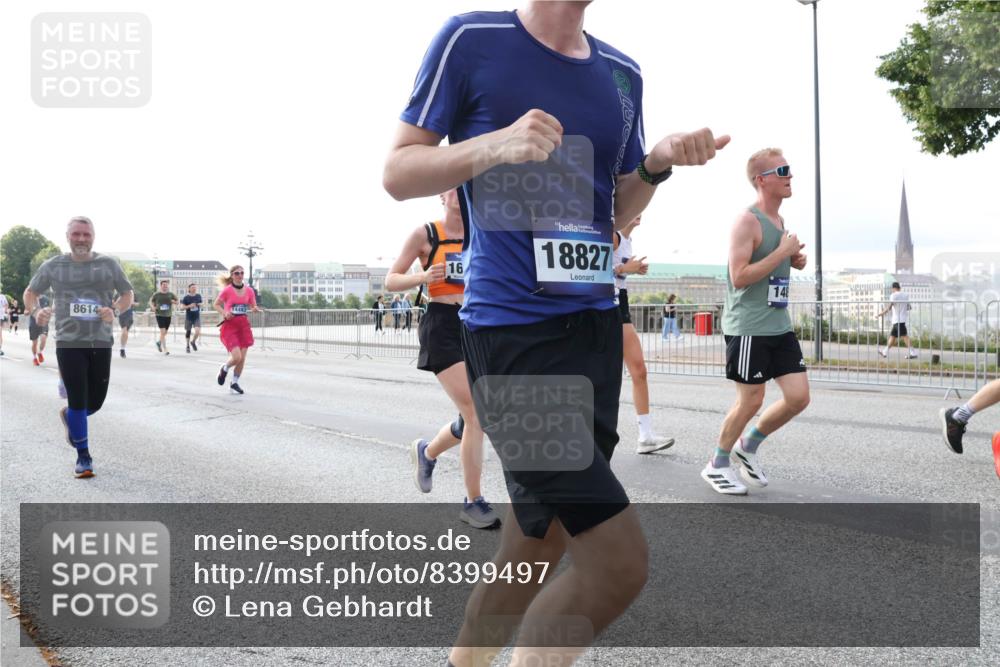 29.06.2025 - hella hamburg halbmarathon Lena Gebhardt http://msf.ph/oto/8399497 29.06.2025 10:03:09 Lombardsbrücke 8614, 16, 18827, 148, 1114, 1135, 1138, 1414, 1450, 1482, 1885, 2594, 2619, 2780, 2782, 2810, 3572, 3630, 3919, 4204, 4511, 4613, 4665, 4904, 5734, 6208, 6217, 6453, 6752, 6815, 6997, 7210, 7211, 7290, 7706, 7935, 8481, 8483, 8614, 8624, 9006, 9439, 9453, 10128, 10824, 11250, 11556, 11935, 11968, 12169, 12177, 12211, 12212, 12422, 12843, 12908, 13036, 13474, 13664, 13732, 13857, 13874, 13976, 14224, 15539, 18028 meine-sportfotos.de