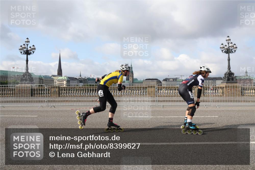 29.06.2025 - hella hamburg halbmarathon Lena Gebhardt http://msf.ph/oto/8399627 29.06.2025 08:53:11 Lombardsbrücke  meine-sportfotos.de