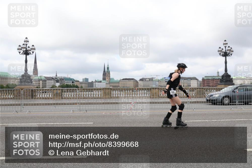 29.06.2025 - hella hamburg halbmarathon Lena Gebhardt http://msf.ph/oto/8399668 29.06.2025 09:18:10 Lombardsbrücke 20052, 52 meine-sportfotos.de