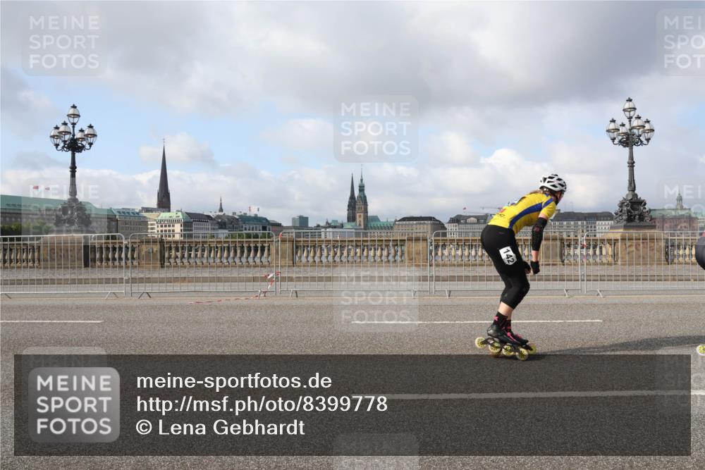 29.06.2025 - hella hamburg halbmarathon Lena Gebhardt http://msf.ph/oto/8399778 29.06.2025 08:53:11 Lombardsbrücke 142 meine-sportfotos.de