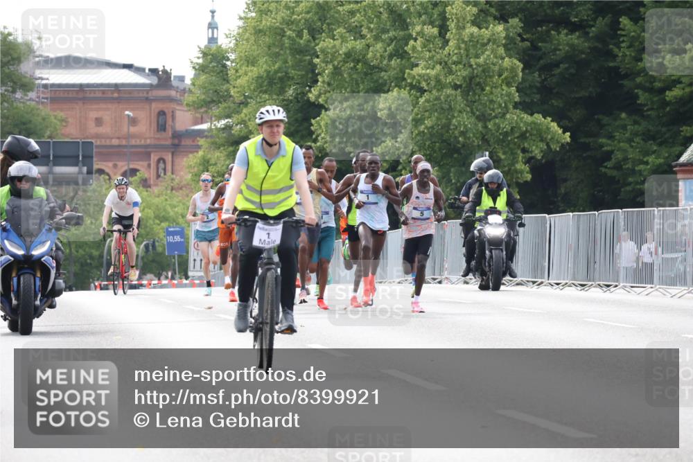 29.06.2025 - hella hamburg halbmarathon Lena Gebhardt http://msf.ph/oto/8399921 29.06.2025 09:31:03 Lombardsbrücke 10, 55, 1 meine-sportfotos.de