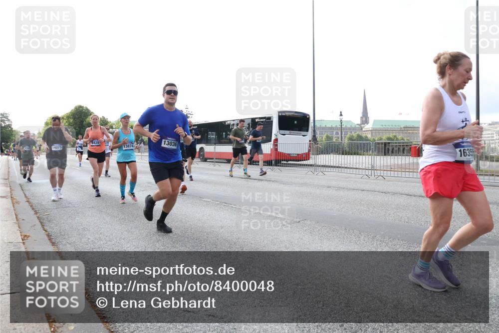29.06.2025 - hella hamburg halbmarathon Lena Gebhardt http://msf.ph/oto/8400048 29.06.2025 10:03:12 Lombardsbrücke 14225, 12169, 13874, 13036, 16355, 1114, 1135, 1138, 1414, 1450, 1482, 1885, 2594, 2619, 2780, 2782, 2810, 3572, 3630, 3919, 4204, 4307, 4511, 4613, 4665, 4904, 5734, 6208, 6217, 6391, 6453, 6752, 6815, 6997, 7210, 7211, 7277, 7278, 7279, 7290, 7706, 7935, 8481, 8483, 8614, 9006, 9439, 9453, 10128, 10824, 11250, 11556, 11935, 11968, 12169, 12177, 12211, 12212, 12377, 12422, 12843, 12908, 13036, 13474, 13664, 13732, 13857, 13874, 13976, 14224, 15539, 16371, 18028 meine-sportfotos.de