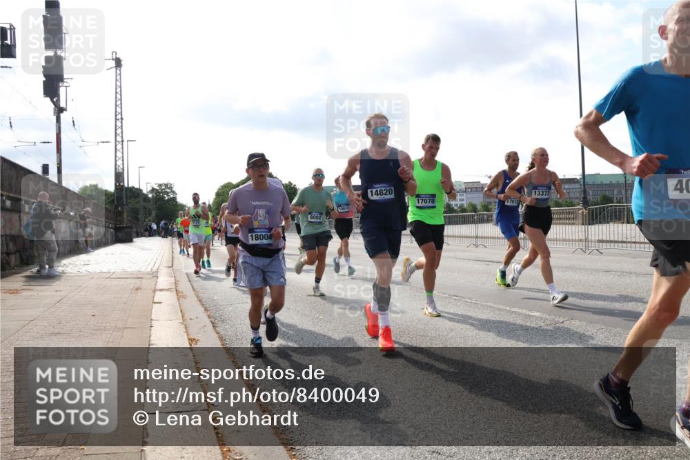 29.06.2025 - hella hamburg halbmarathon Lena Gebhardt http://msf.ph/oto/8400049 29.06.2025 09:48:53 Lombardsbrücke 18004, 14820, 13372, 17078, 17612, 18614, 8002, 40, 1042, 1290, 1505, 1571, 1600, 1603, 1710, 2044, 2262, 2399, 2707, 2797, 3480, 3547, 4062, 4359, 4381, 5003, 5124, 5307, 5554, 5709, 6037, 6047, 6993, 7152, 7154, 7310, 7482, 7743, 7884, 7981, 8002, 8121, 8571, 9403, 9640, 9643, 10190, 10451, 10738, 10852, 10877, 11106, 11177, 11423, 11447, 12044, 12051, 12088, 12091, 12168, 12488, 12739, 13064, 13137, 13372, 13483, 13755, 13940, 13975, 14075, 14603, 15931 meine-sportfotos.de