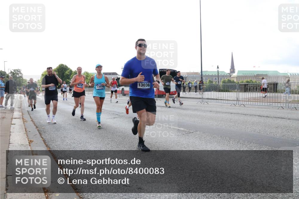 29.06.2025 - hella hamburg halbmarathon Lena Gebhardt http://msf.ph/oto/8400083 29.06.2025 10:03:13 Lombardsbrücke 9439, 12169, 14225, 13874, 13036, 7210, 7211, 1114, 1135, 1138, 1161, 1414, 1450, 1482, 1885, 2594, 2619, 2780, 2782, 2810, 3572, 3630, 4204, 4307, 4511, 4613, 4665, 4904, 5734, 6208, 6217, 6391, 6453, 6752, 6815, 6997, 7210, 7211, 7277, 7278, 7279, 7290, 7706, 7935, 8481, 8483, 8614, 9006, 9439, 9453, 10128, 10824, 11556, 11935, 12169, 12177, 12211, 12212, 12377, 12422, 12843, 12908, 13036, 13474, 13664, 13732, 13857, 13874, 13976, 14224, 15539, 16371, 17226, 18028 meine-sportfotos.de