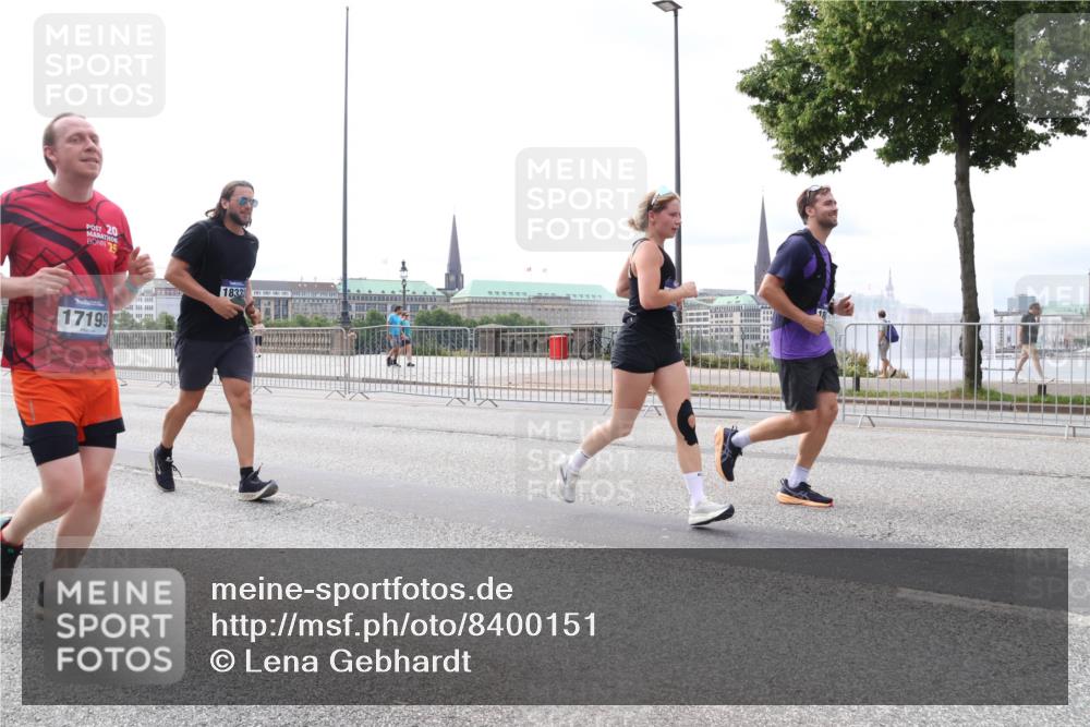 29.06.2025 - hella hamburg halbmarathon Lena Gebhardt http://msf.ph/oto/8400151 29.06.2025 10:23:42 Lombardsbrücke 20, 17199, 18332, 1048, 1304, 1362, 1444, 1545, 2125, 2489, 2925, 4122, 4391, 4646, 4728, 4990, 5055, 5160, 5358, 5406, 5661, 6502, 6747, 7029, 7820, 8031, 8141, 8149, 8181, 8502, 8676, 8716, 8717, 8918, 8920, 9217, 9301, 9603, 9715, 10649, 10739, 11044, 11300, 11415, 11454, 11793, 11798, 11879, 12073, 12874, 13149, 14265, 14338, 14510, 14512, 14521, 14821, 15709, 15739, 15853, 16185, 16251, 17013, 17199, 17207, 17299, 17719 meine-sportfotos.de