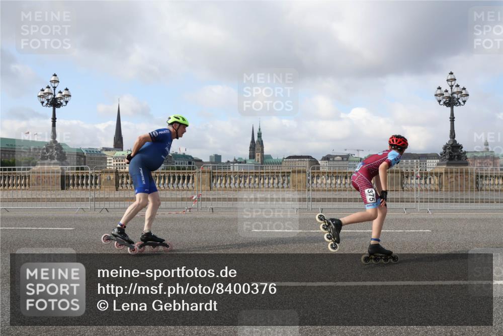 29.06.2025 - hella hamburg halbmarathon Lena Gebhardt http://msf.ph/oto/8400376 29.06.2025 08:53:15 Lombardsbrücke 375 meine-sportfotos.de