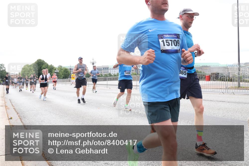 29.06.2025 - hella hamburg halbmarathon Lena Gebhardt http://msf.ph/oto/8400417 29.06.2025 10:23:44 Lombardsbrücke 15709, 5406, 365, 4391, 1048, 1304, 1362, 1444, 1545, 2125, 2489, 2925, 4122, 4391, 4597, 4646, 4728, 4990, 5055, 5160, 5258, 5260, 5358, 5406, 5661, 6502, 6747, 7013, 7029, 7820, 8031, 8141, 8149, 8181, 8502, 8676, 8717, 9217, 9603, 9715, 10649, 10739, 11044, 11300, 11415, 11454, 11793, 11798, 11879, 12874, 13149, 14265, 14510, 14512, 14521, 14821, 15709, 15739, 15853, 16185, 16251, 17013, 17199, 17207, 17719 meine-sportfotos.de