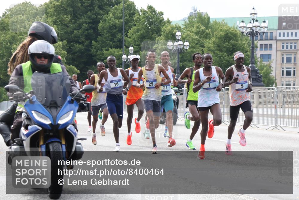 29.06.2025 - hella hamburg halbmarathon Lena Gebhardt http://msf.ph/oto/8400464 29.06.2025 09:31:08 Lombardsbrücke 16, 25, 5 meine-sportfotos.de