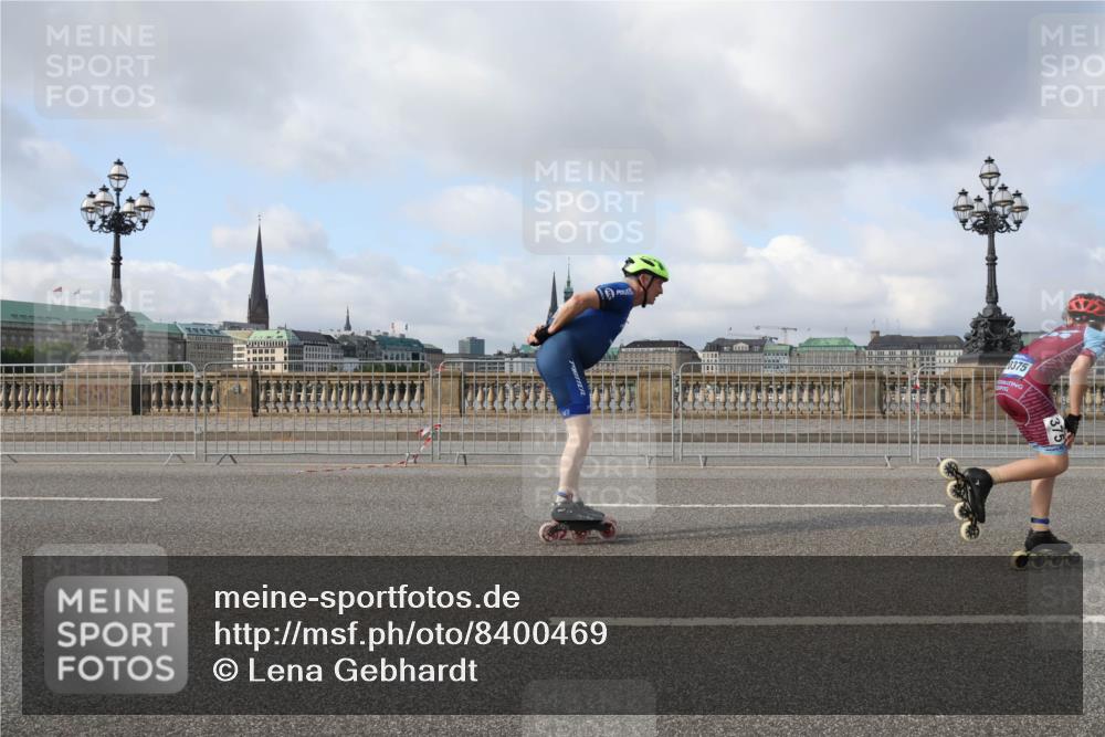 29.06.2025 - hella hamburg halbmarathon Lena Gebhardt http://msf.ph/oto/8400469 29.06.2025 08:53:16 Lombardsbrücke 0375 meine-sportfotos.de