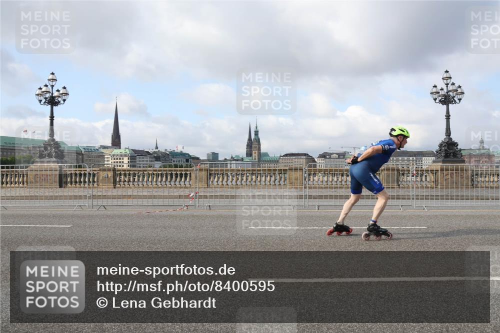 29.06.2025 - hella hamburg halbmarathon Lena Gebhardt http://msf.ph/oto/8400595 29.06.2025 08:53:16 Lombardsbrücke  meine-sportfotos.de