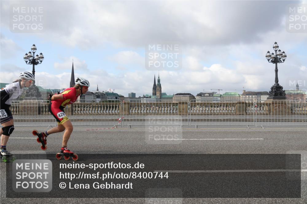 29.06.2025 - hella hamburg halbmarathon Lena Gebhardt http://msf.ph/oto/8400744 29.06.2025 08:53:24 Lombardsbrücke 428, 2 meine-sportfotos.de