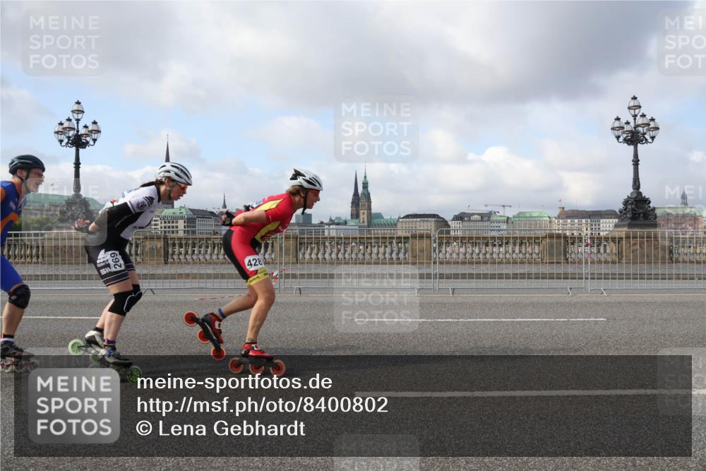 29.06.2025 - hella hamburg halbmarathon Lena Gebhardt http://msf.ph/oto/8400802 29.06.2025 08:53:24 Lombardsbrücke 269 meine-sportfotos.de