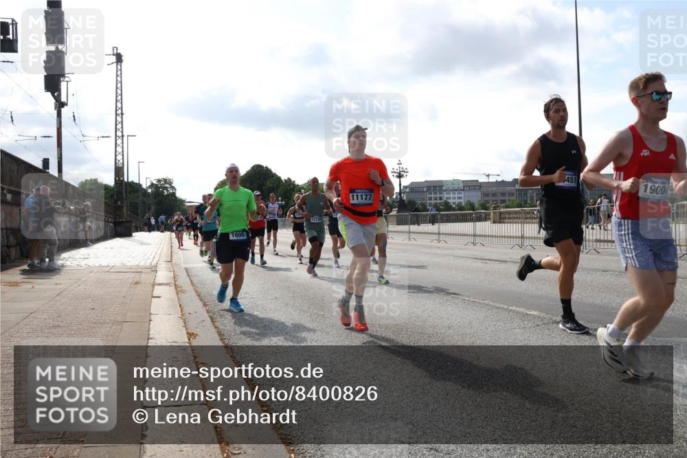 29.06.2025 - hella hamburg halbmarathon Lena Gebhardt http://msf.ph/oto/8400826 29.06.2025 09:48:58 Lombardsbrücke 1600, 12739, 11177, 451, 19004, 1042, 1571, 1600, 1603, 2044, 2262, 2399, 2707, 2797, 3480, 3547, 4062, 4359, 4381, 5003, 5050, 5124, 5307, 5554, 5709, 5889, 6037, 6047, 6771, 6993, 7109, 7152, 7154, 7310, 7482, 7743, 7981, 8002, 8121, 8358, 8571, 9403, 9640, 9643, 10190, 10369, 10451, 10738, 10852, 10877, 11106, 11177, 11423, 11447, 12044, 12088, 12091, 12168, 12739, 13064, 13137, 13190, 13372, 13483, 13755, 13900, 13940, 14075, 14311, 14603 meine-sportfotos.de