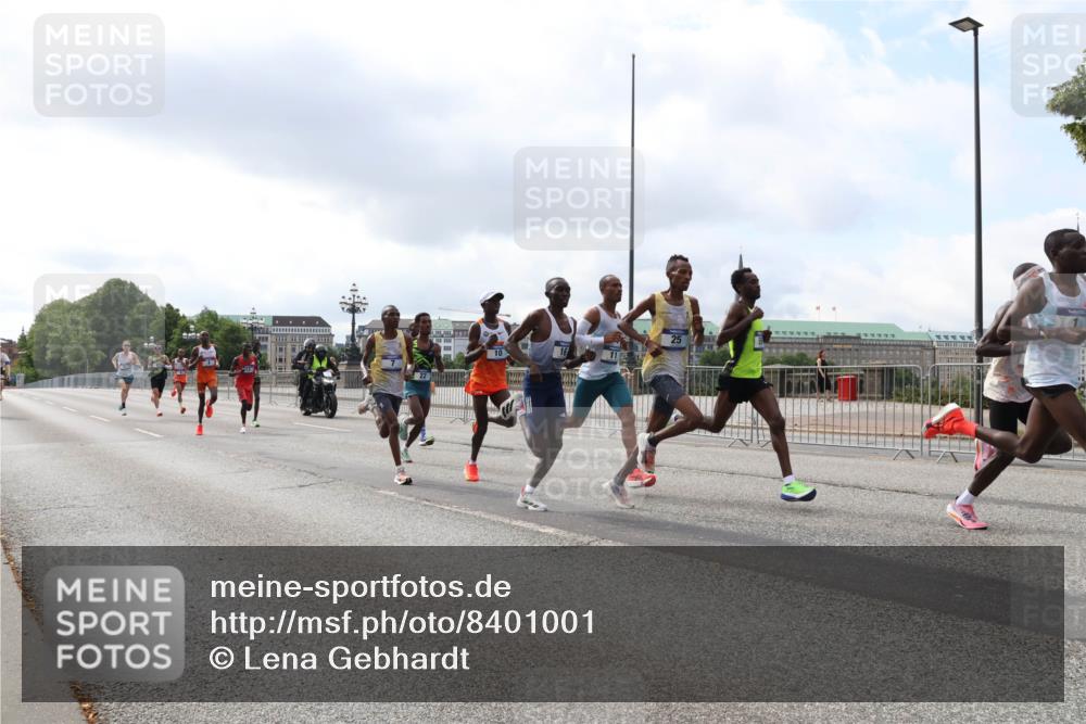 29.06.2025 - hella hamburg halbmarathon Lena Gebhardt http://msf.ph/oto/8401001 29.06.2025 09:31:10 Lombardsbrücke 10, 2222, 16, 25 meine-sportfotos.de