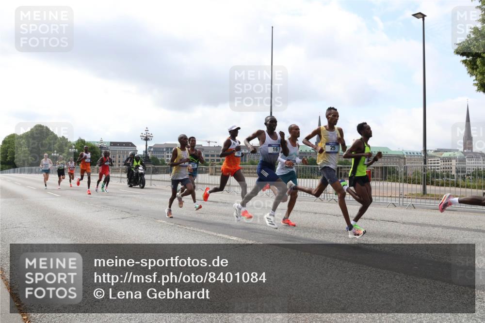 29.06.2025 - hella hamburg halbmarathon Lena Gebhardt http://msf.ph/oto/8401084 29.06.2025 09:31:11 Lombardsbrücke 16, 25 meine-sportfotos.de