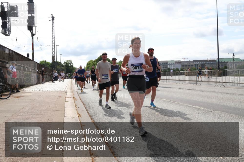 29.06.2025 - hella hamburg halbmarathon Lena Gebhardt http://msf.ph/oto/8401182 29.06.2025 10:16:11 Lombardsbrücke 14559, 2165, 9675, 74, 1156, 1212, 1244, 1308, 1599, 1651, 2071, 2076, 2165, 2436, 2803, 2835, 3030, 3134, 3167, 3648, 4007, 4583, 4637, 4828, 5046, 5294, 5423, 6024, 7753, 7897, 7941, 7942, 8169, 8274, 8554, 8597, 8645, 8746, 8885, 9601, 9628, 9675, 9784, 9802, 9810, 9881, 10107, 10139, 10141, 10183, 10292, 10608, 10844, 10990, 11113, 11303, 11344, 11345, 11478, 11774, 11783, 11818, 12427, 12469, 13179, 13818, 13951, 14423, 14550 meine-sportfotos.de