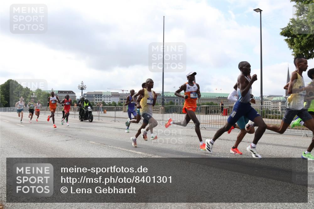 29.06.2025 - hella hamburg halbmarathon Lena Gebhardt http://msf.ph/oto/8401301 29.06.2025 09:31:11 Lombardsbrücke 10 meine-sportfotos.de