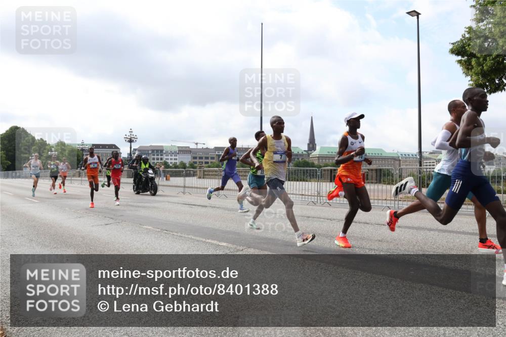 29.06.2025 - hella hamburg halbmarathon Lena Gebhardt http://msf.ph/oto/8401388 29.06.2025 09:31:11 Lombardsbrücke  meine-sportfotos.de