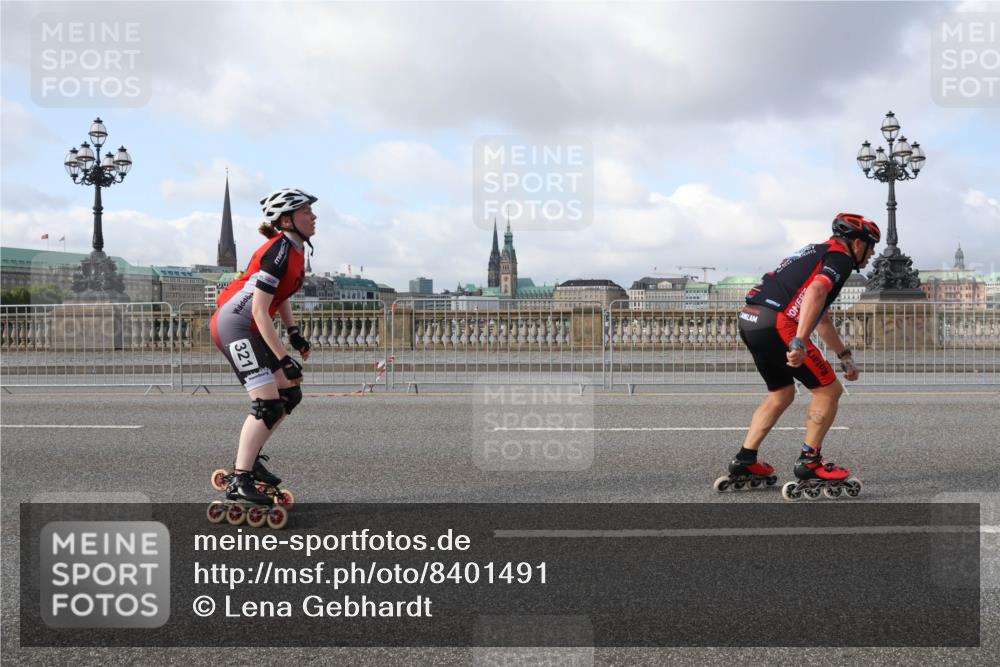 29.06.2025 - hella hamburg halbmarathon Lena Gebhardt http://msf.ph/oto/8401491 29.06.2025 08:53:26 Lombardsbrücke 321 meine-sportfotos.de