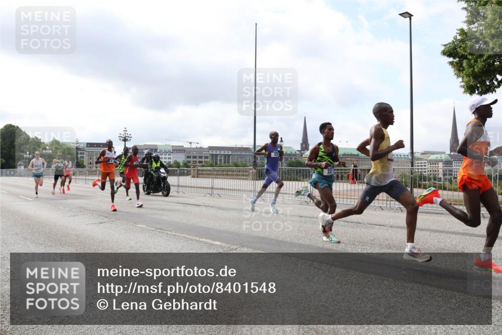 29.06.2025 - hella hamburg halbmarathon Lena Gebhardt http://msf.ph/oto/8401548 29.06.2025 09:31:11 Lombardsbrücke  meine-sportfotos.de