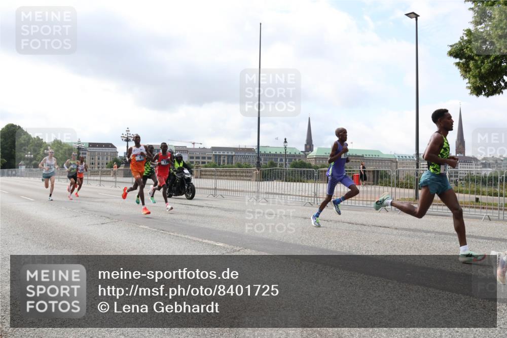 29.06.2025 - hella hamburg halbmarathon Lena Gebhardt http://msf.ph/oto/8401725 29.06.2025 09:31:12 Lombardsbrücke 1, 5, 7, 10, 11, 16, 23, 25, 59 meine-sportfotos.de